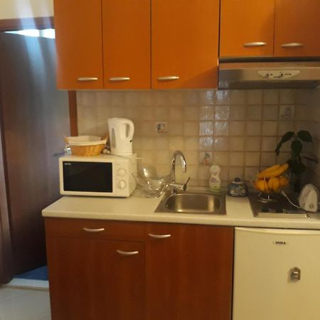 Apartmani Josipovic Baška Voda Kamer foto